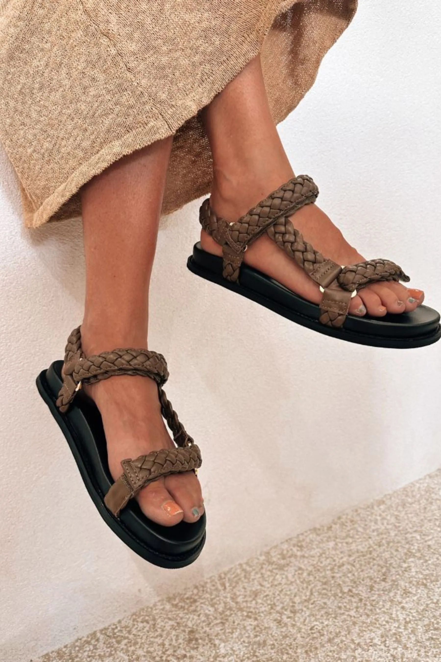 Elke Braided Sandal | Walnut