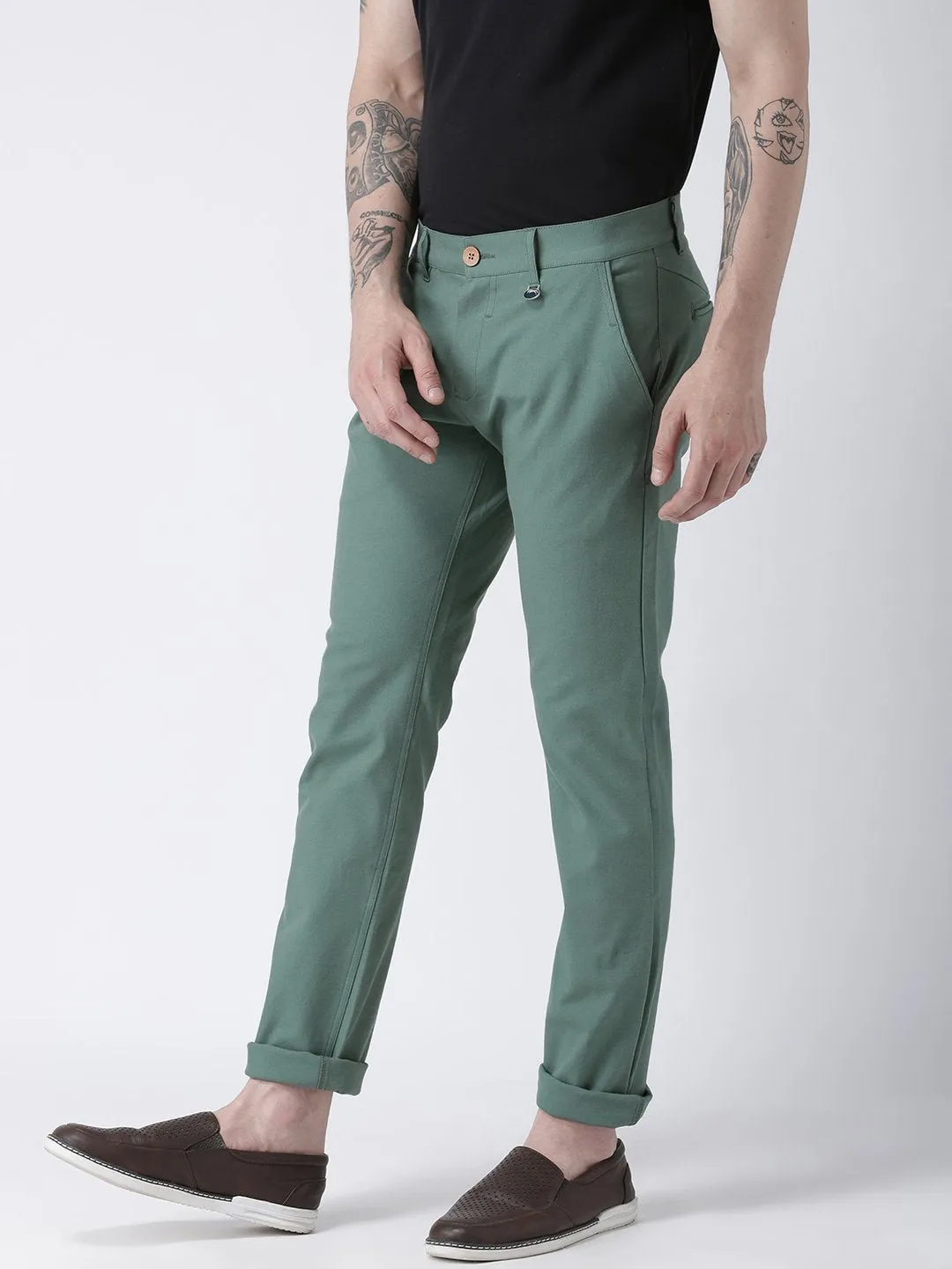 Men Grey Slim Fit Solid Chinos